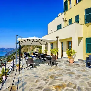 Luna Di Marzo Hotel