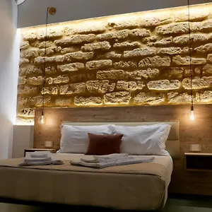 https://oneira-rooms.sicilyhotelsitaly.net
