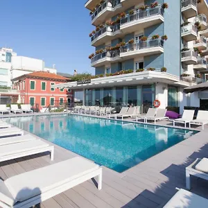 https://adlon.hotelinveneto.com